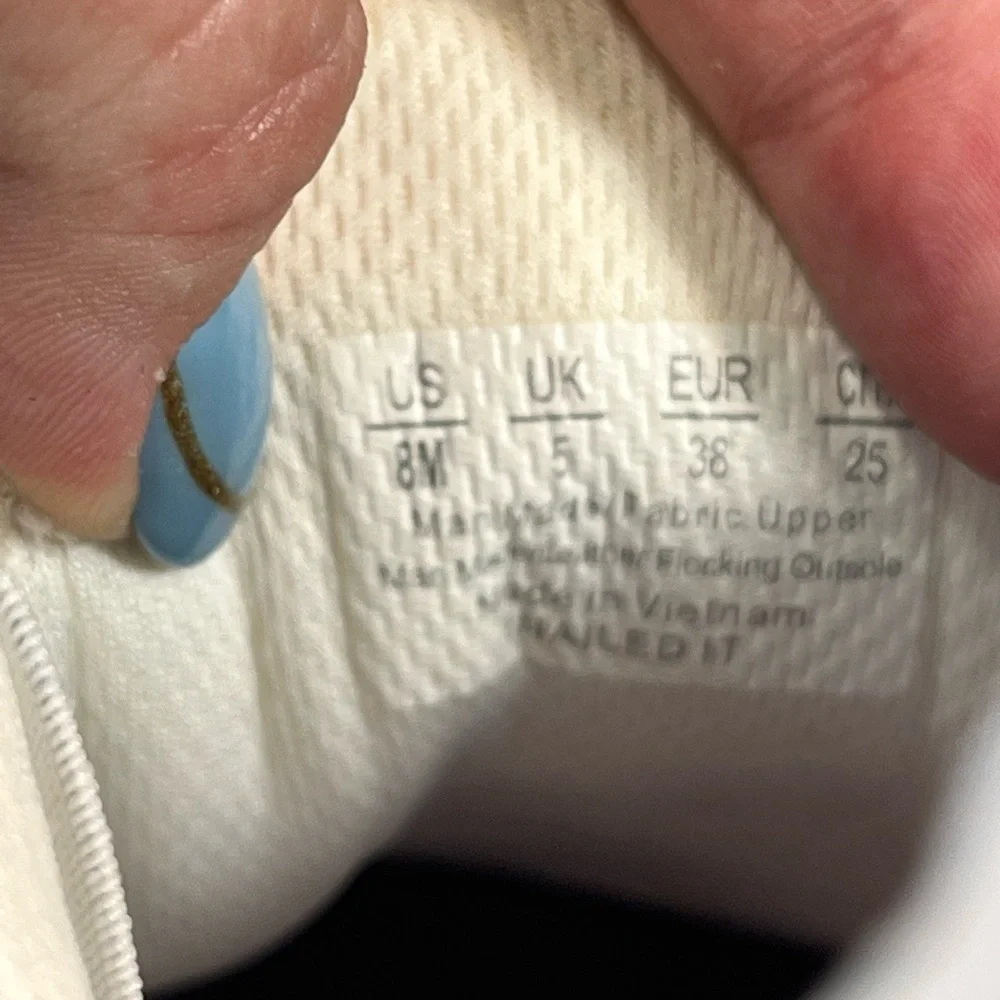 Dr. Scholl’s Sustainable Comfort Sneakers